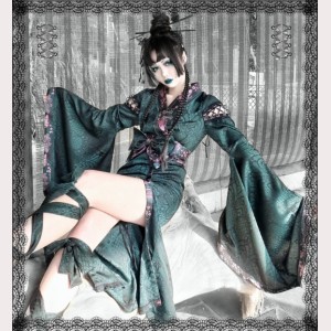 Serpent Cheogsam Gothic Dress Outfit by Blood Supply (BSY54)
